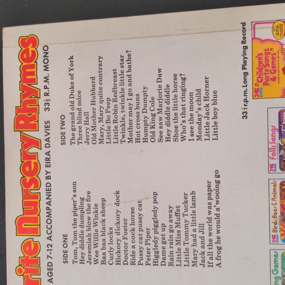 Vintage vinyl 40 Favourite Nursery Rhymes - Picture 4 of 6